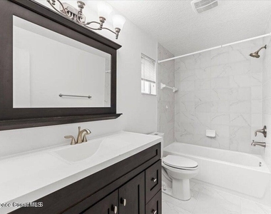 1527 Spruce Road - Photo Thumbnail 7