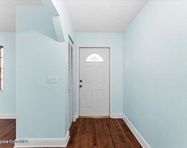 1527 Spruce Road - Photo Thumbnail 11