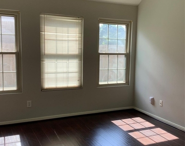18215 Major Glen Circle - Photo Thumbnail 27