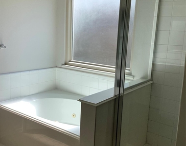 18215 Major Glen Circle - Photo Thumbnail 21