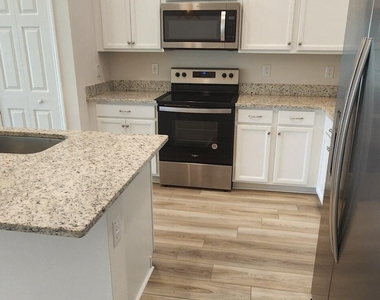 586 Cooper Court Sw - Photo Thumbnail 33