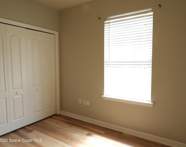 552 Wedge Court Se - Photo Thumbnail 16