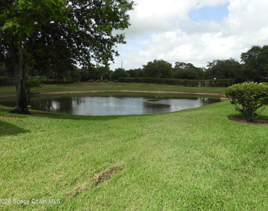552 Wedge Court Se - Photo Thumbnail 2