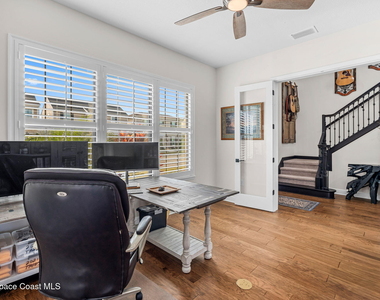 2350 Addison Drive - Photo Thumbnail 4