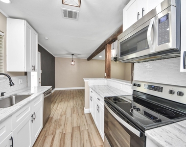 12733 7th Street - Photo Thumbnail 12