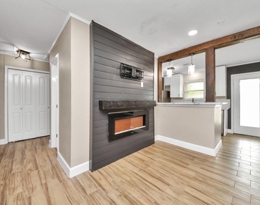 12733 7th Street - Photo Thumbnail 8