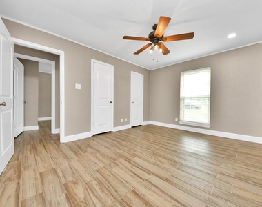 12733 7th Street - Photo Thumbnail 17