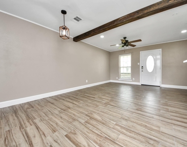 12733 7th Street - Photo Thumbnail 5
