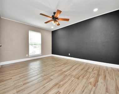 12733 7th Street - Photo Thumbnail 16