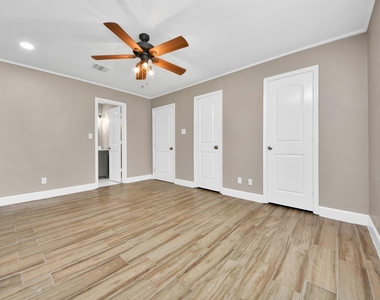12733 7th Street - Photo Thumbnail 18