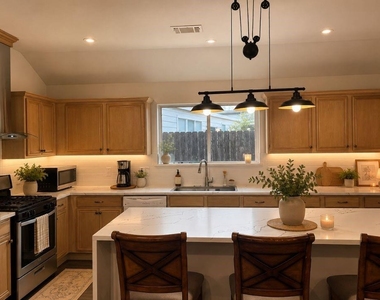 2719 Riverhollow Lane - Photo Thumbnail 22