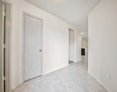 7238 Basque Country Drive - Photo Thumbnail 19