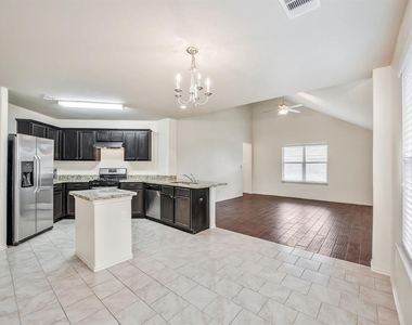 7238 Basque Country Drive - Photo Thumbnail 5
