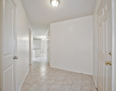 7238 Basque Country Drive - Photo Thumbnail 2