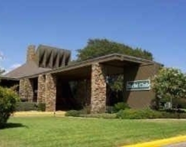 12100 Melville Drive - Photo Thumbnail 16