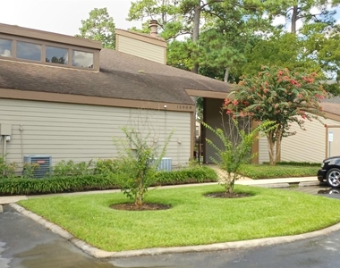12100 Melville Drive - Photo Thumbnail 24