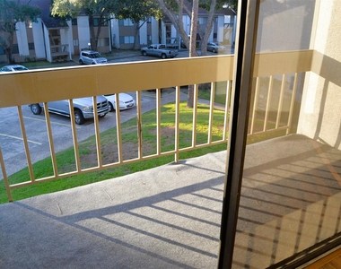 12100 Melville Drive - Photo Thumbnail 12
