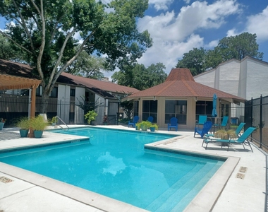 12100 Melville Drive - Photo Thumbnail 14