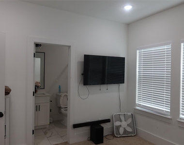 4810 Cochran Street - Photo Thumbnail 23