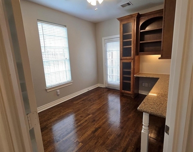 3440 Cline Street - Photo Thumbnail 8