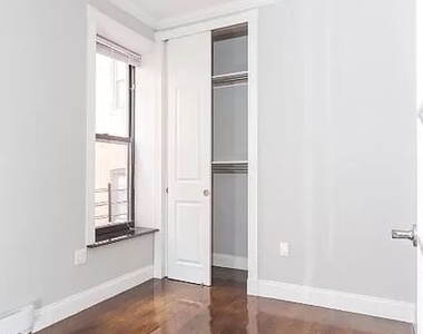 West 103rd Street - Photo Thumbnail 4