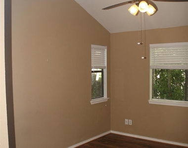 3500 Tangle Brush Drive - Photo Thumbnail 7
