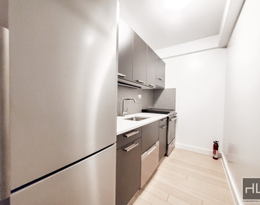 East 39th Street - Photo Thumbnail 1