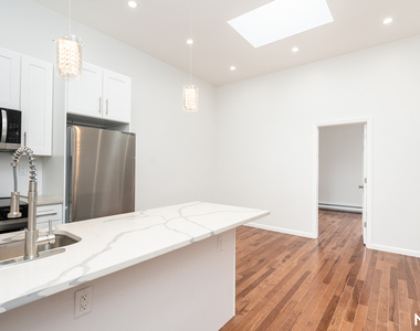 18-69 Greene Ave - Photo Thumbnail 19