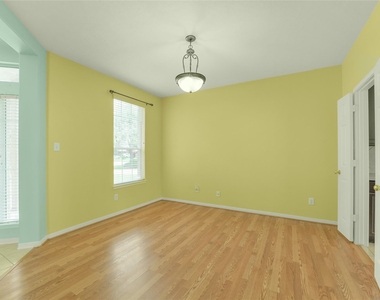 18022 Oak Orchard Lane - Photo Thumbnail 5