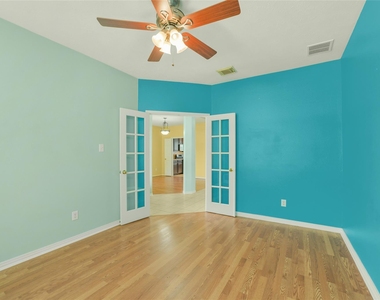 18022 Oak Orchard Lane - Photo Thumbnail 4