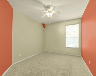 18022 Oak Orchard Lane - Photo Thumbnail 21