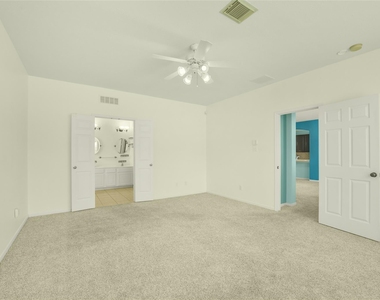 18022 Oak Orchard Lane - Photo Thumbnail 16