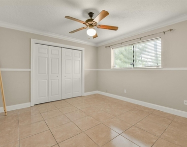 15910 Boatswain Court - Photo Thumbnail 21