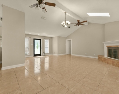 15910 Boatswain Court - Photo Thumbnail 6