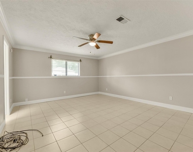 15910 Boatswain Court - Photo Thumbnail 15