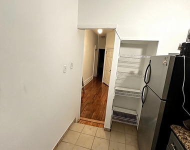 Summit Avenue - Photo Thumbnail 7