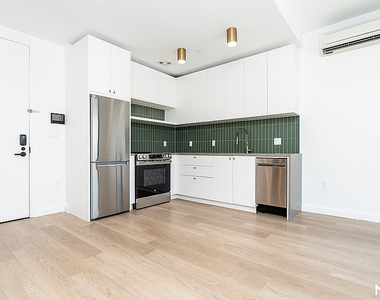 527 Grand Ave - Photo Thumbnail 15