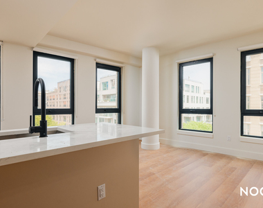 130 Hope St - Photo Thumbnail 1