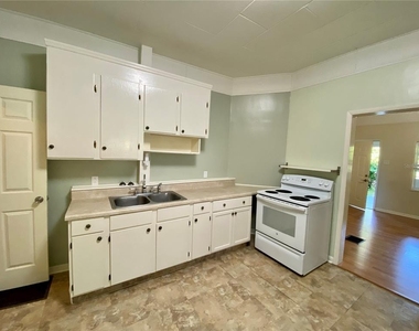 13650 5th Street - Photo Thumbnail 7