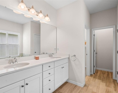 11502 Tanner Ridge Place - Photo Thumbnail 13