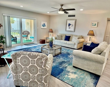 7003 Sunset Way - Photo Thumbnail 9