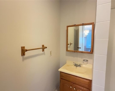 11537 63rd Avenue - Photo Thumbnail 20