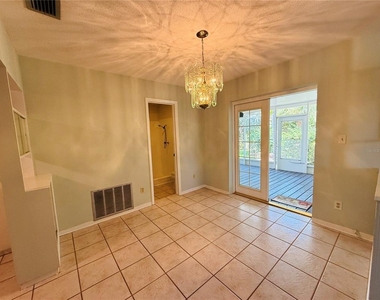 11537 63rd Avenue - Photo Thumbnail 6
