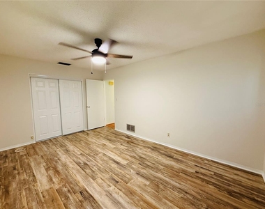 11537 63rd Avenue - Photo Thumbnail 16
