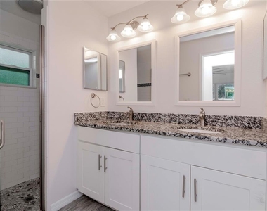 6235 S Adelia Avenue - Photo Thumbnail 18