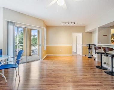 5125 Palm Springs Boulevard - Photo Thumbnail 3