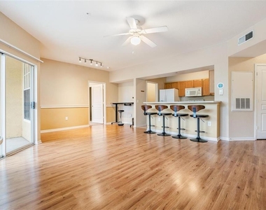 5125 Palm Springs Boulevard - Photo Thumbnail 2