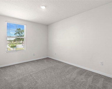 13576 Whiskey Daisy Drive - Photo Thumbnail 20