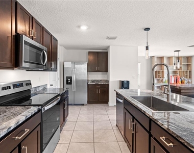 13576 Whiskey Daisy Drive - Photo Thumbnail 7