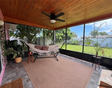 3748 Manatee Drive Se - Photo Thumbnail 14